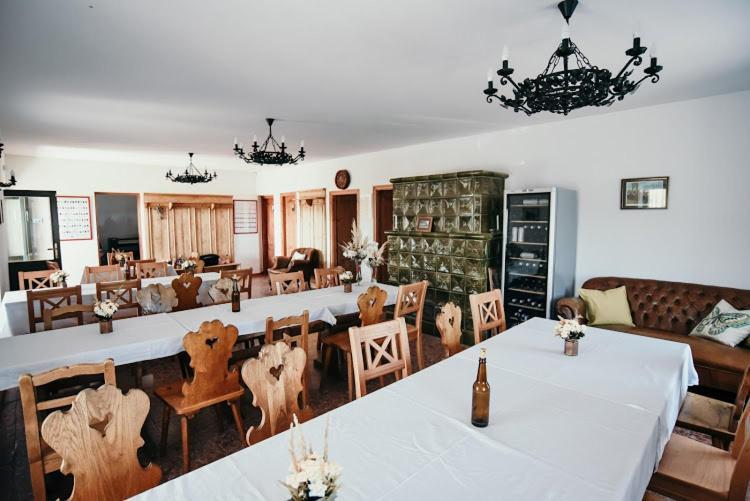 Somlo Kolonics Kuria Hotel Somlovasarhely Exterior photo